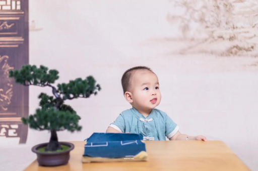 邢台宝宝喊肚子疼怎么回事
